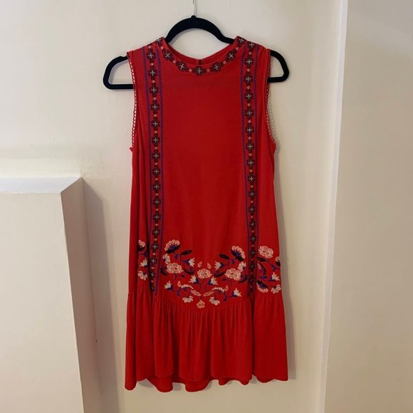 Xhilaration Dresses & Skirts - Cute Red Ruffled Embroidered Key Hole Dress